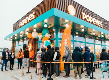 The first Popeyes Drive Thru in Poland opens in the MMG park in Szczecin.